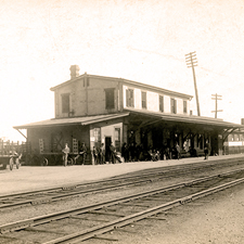New Brunswick train station, 1900