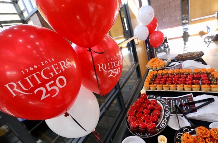 Cupcakes at Rutgers University–Newark | Rutgers' 250th Birthday Celebration | November 10, 2016